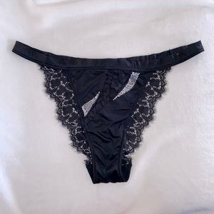 Victoria’s Secret sexy undies L